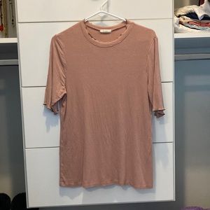Dusty rose pink fitted short sleeve shirt
